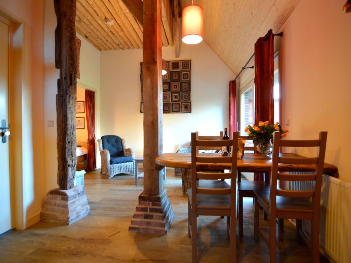Staying In A Thatched Barn With Bedroom Achterhoek Geesteren  ภายนอก รูปภาพ